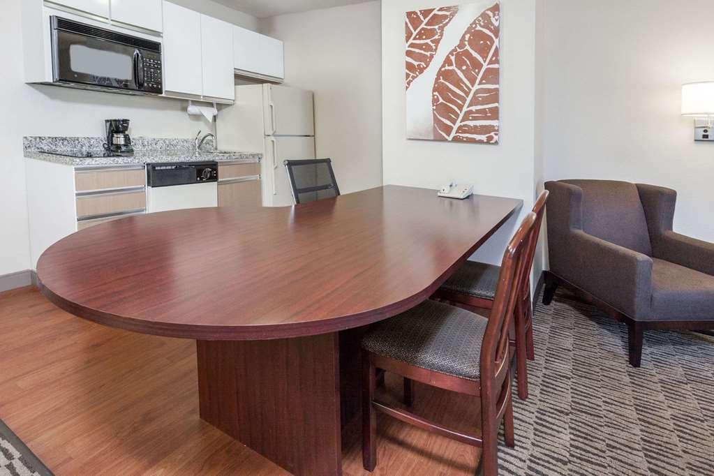 Mainstay Suites Detroit Auburn Hills Habitación foto